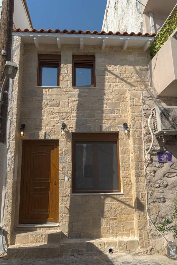 Jacuzzi Maisonette In Sfakia Center 'New 2023' Apartment Khora Sfakion Exterior photo